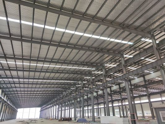 Zindywidualizowany rozmiar Prefabrykowana konstrukcja stalowa Wysoka odporność na wiatr