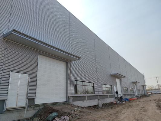 Zindywidualizowany rozmiar Prefabrykowana konstrukcja stalowa Wysoka odporność na wiatr